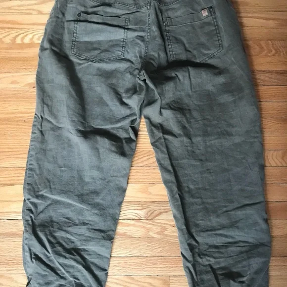 Roots Women's Charcoal Straight Leg Pants - Picture 2 of 4